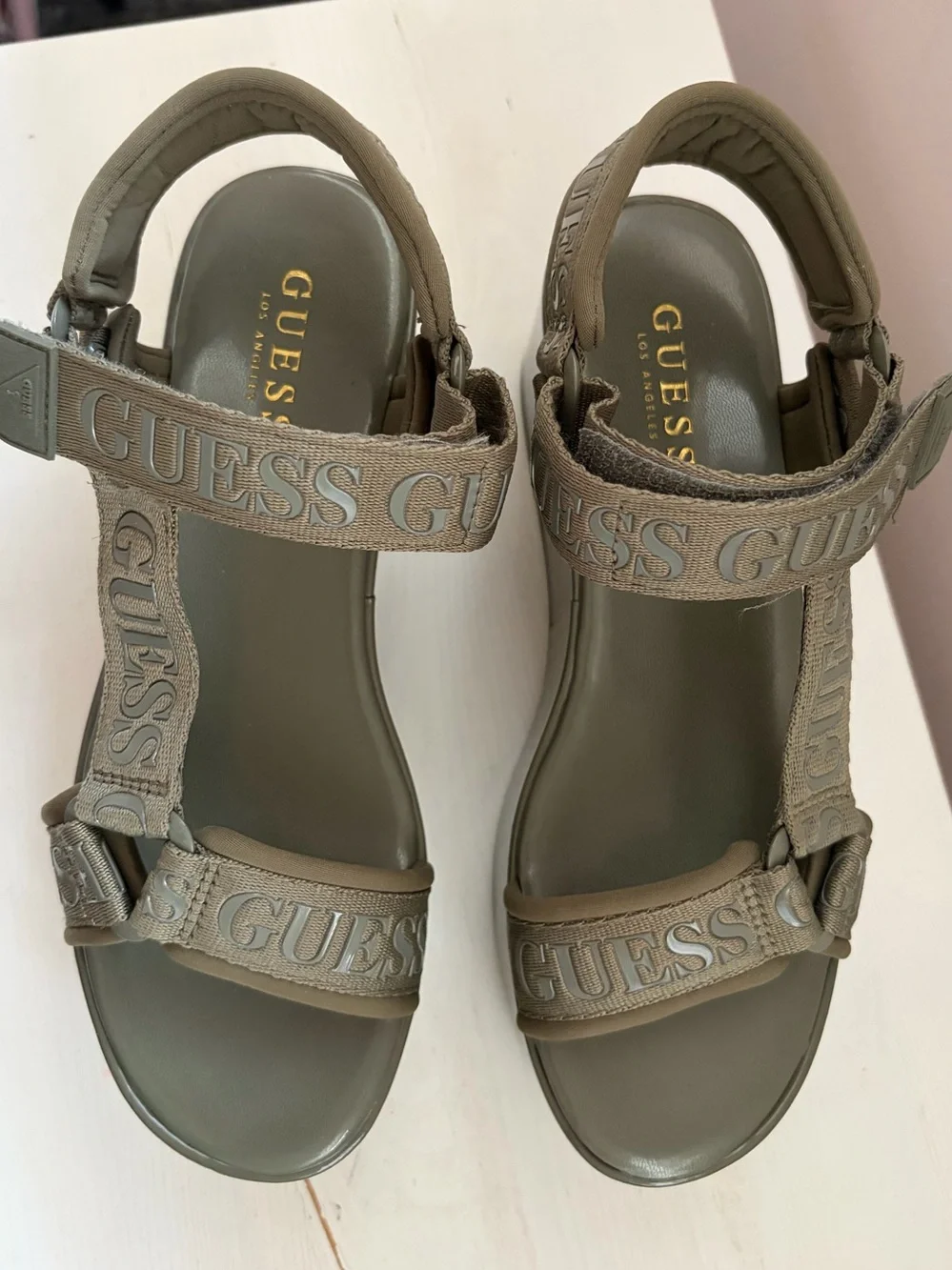 GUESS Olive Platform Logo Sandals 7.5